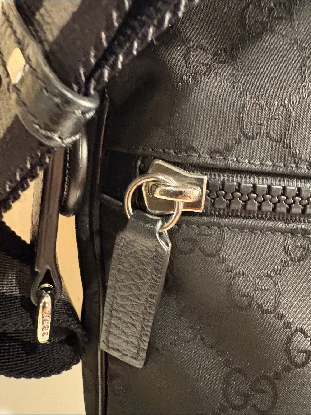 Gucci authentic gg